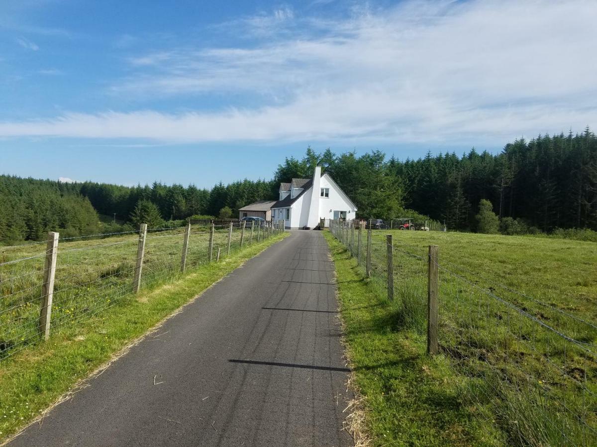 Apartamento An Cois Na H-Aibhne Skeabost Exterior foto